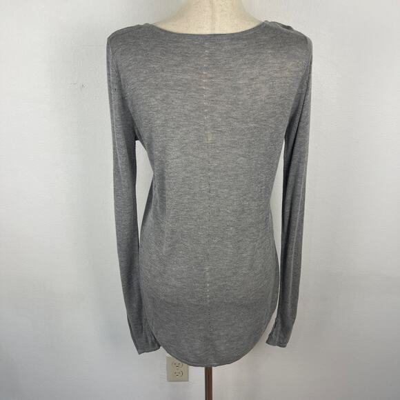 Lululemon Yin Time Long Sleeve Light Sweater Heathered Grey Cashmere Women's 4 - Picture 3 of 10